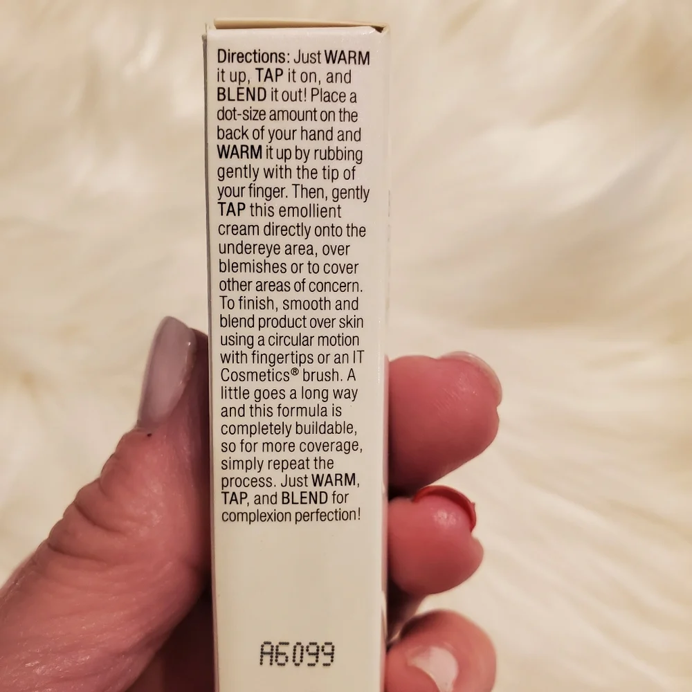 BUNDLE- It Cosmetics Concealer- Tan, Bare Minerals Mineral Veil & Face Color